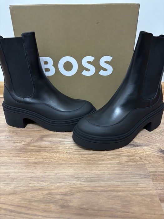 Дамски боти Boss