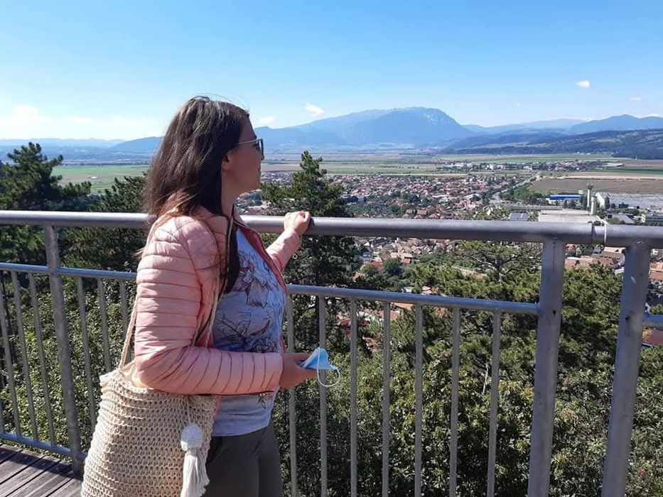 Meditatoare limba română , pentru clasele V - VIII și liceu