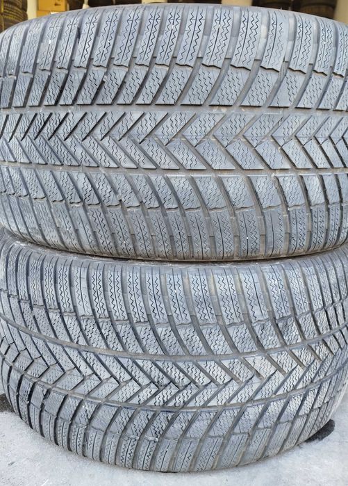 Зимни гуми 315 35 20 BRIDGESTONE - 2 бр. DOT 2223