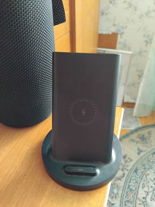 Принадлежности для телефона и ноутбука