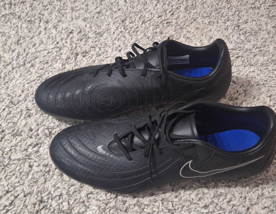 Ghete fotbal nike Phantom nr.45