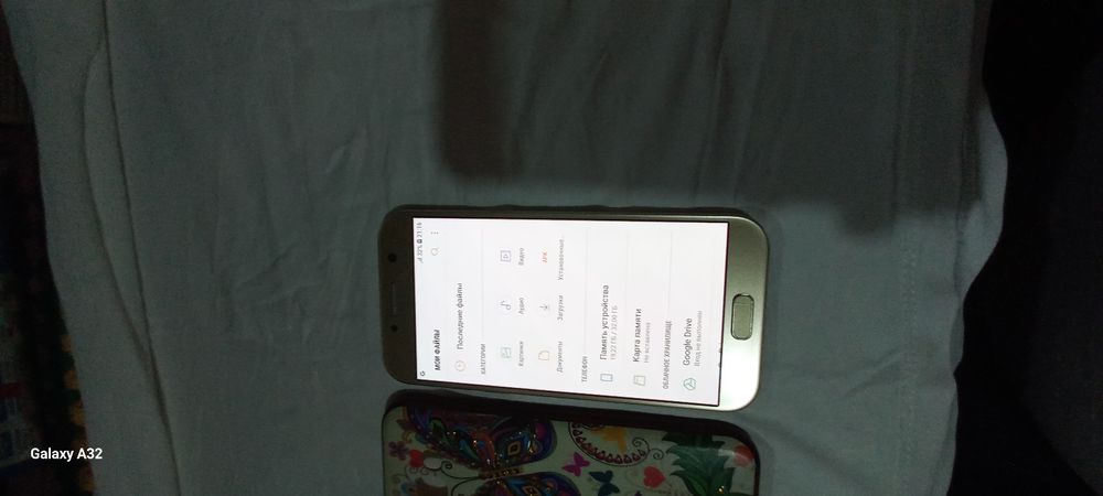 Samsung A5 отличны.