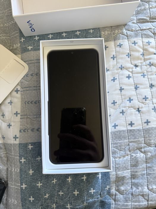 Продам vivo Y33s