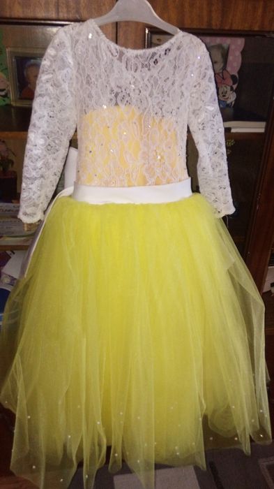 Продаётся шикарное платье