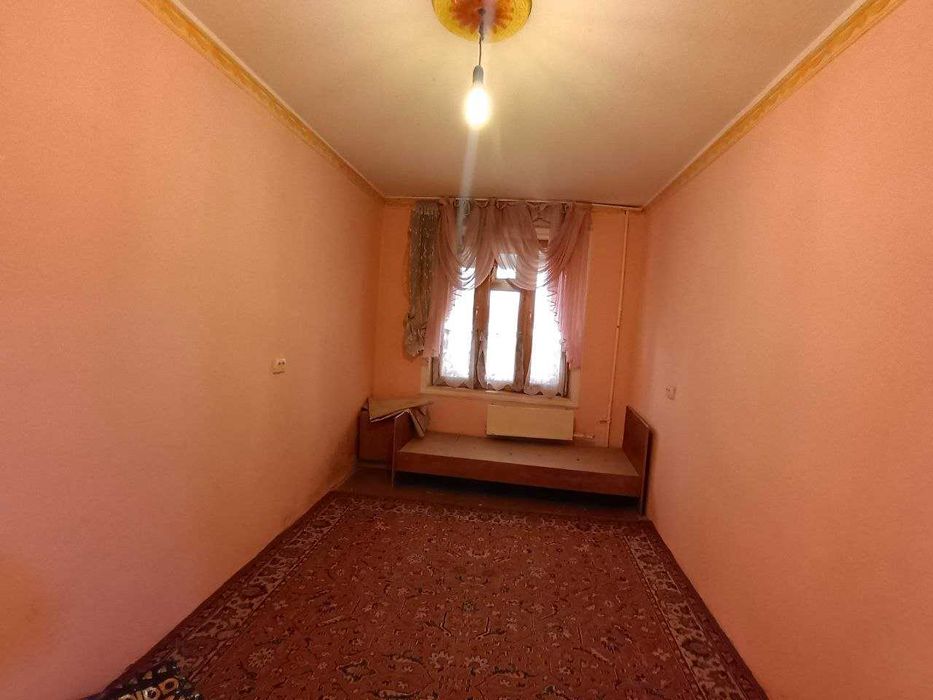 3х комнатная квартира на 2 этаже в середине, район Согдиана