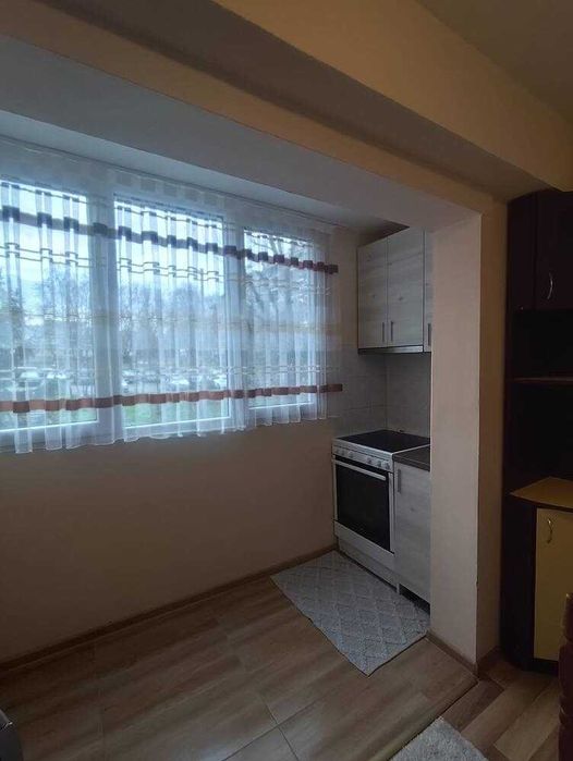 Дава се под наем Двустаен апартамент в Бургас, Меден рудник - зона А - 54 кв.м за 127.5 € - Снимка #3