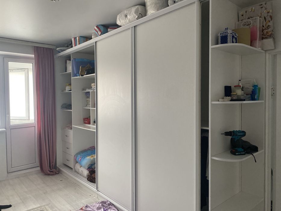 Шкаф для вещей в спальню