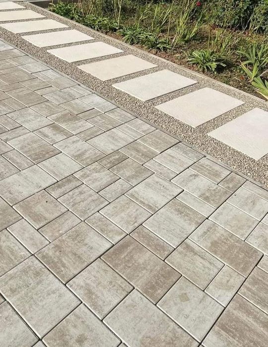 Pavaje ConceptCasa pe STOC oferim si manopera