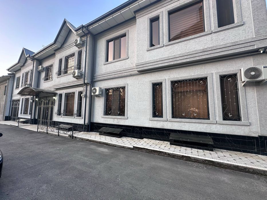 Юнусобод сайрамда 2,2 сотокли ховли сотилади