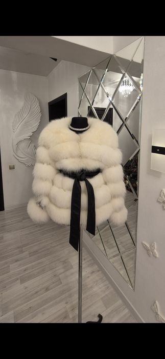 Продам Песцовую шубу