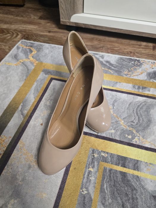 Pantofi piele lăcuită