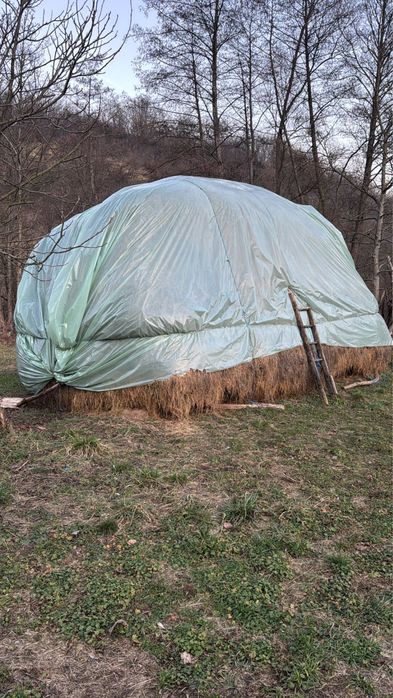 Vand baloti de otava