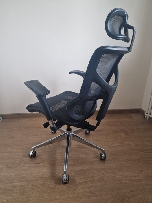 Ергономичен Офис стол