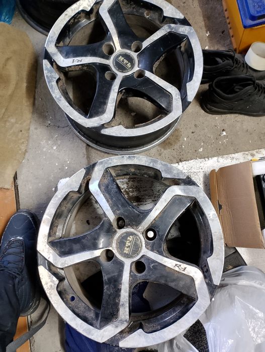 Продаю диски в отличном состоянии, разболтовки 4*108,