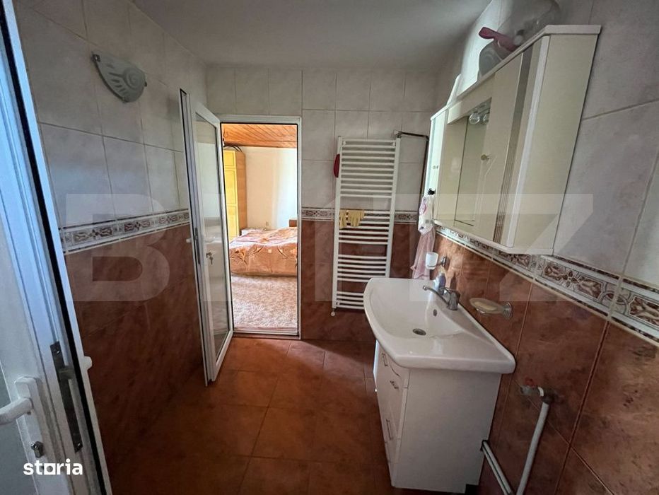 Spatiu comercial la parter cu locuinta la etaj - Afacere la cheie