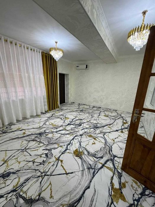 3 хоналик килинган квартира  1 кават 6 микр, 70 остановка