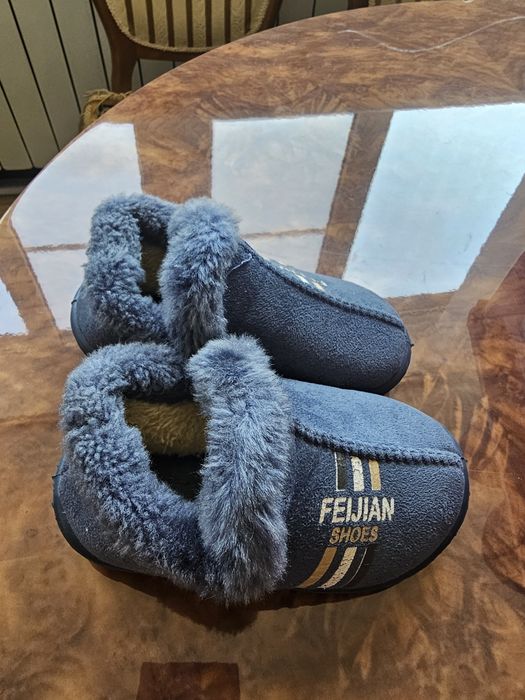 Продам обувь детскую