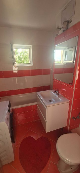 Închiriere apartament spațios cu 4 camere - Str. Pandurilor, Tudor