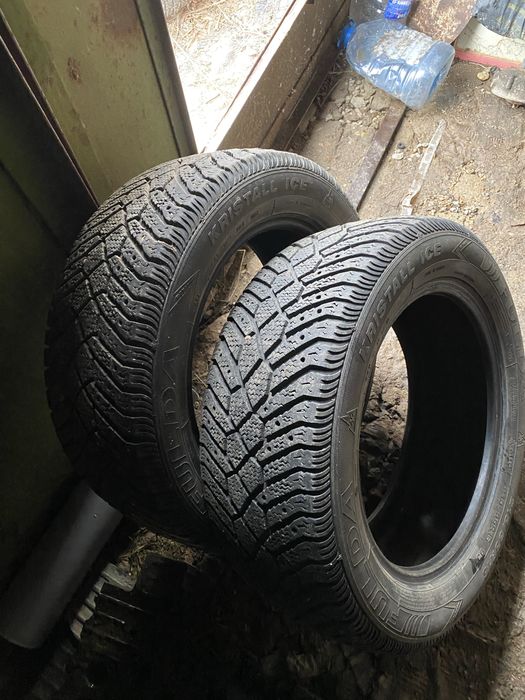 Продам резину 2 штуки, 215/55/16