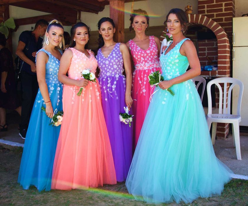 Рокля в перфектно състояние. Подходяща за бал или шаферка