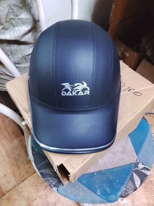 Продам каску для вело и мото.