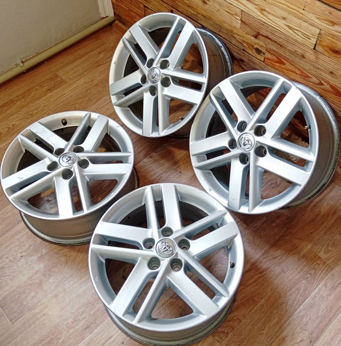 Диски 17 ет 45 крепёж 5/114,3  J7.