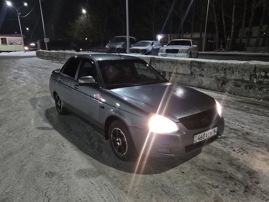 Продам Приору 2010 года
