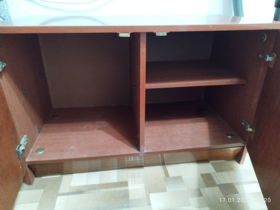 Продам Б/у советскую тумбу