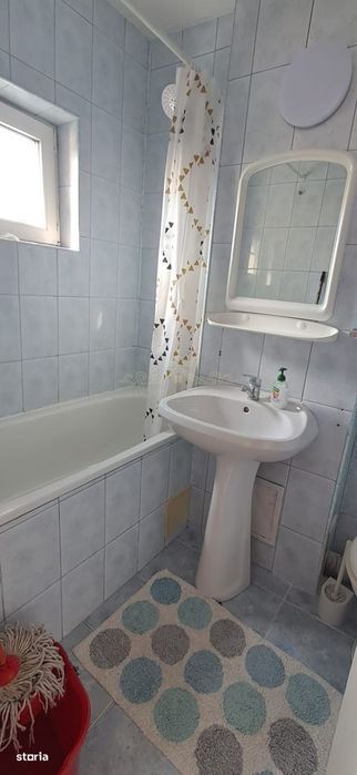Inchiriez apartament 1 camera 27mp in Manastur .