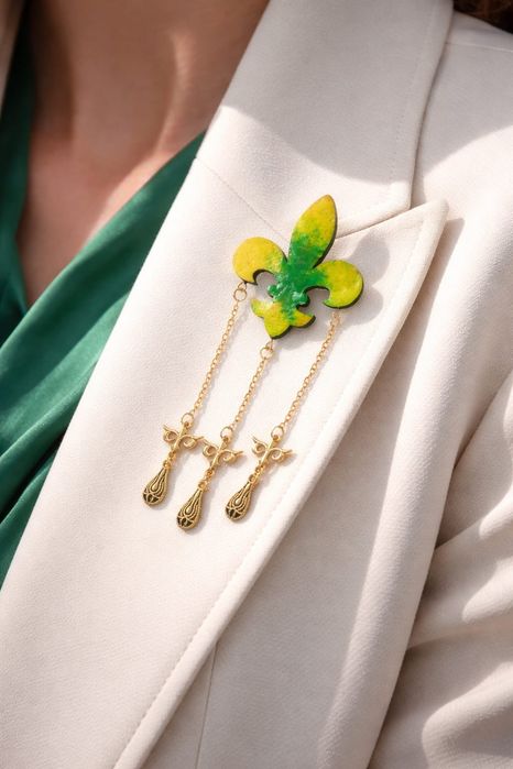 Этно брошь. Из эпоксидной смолы