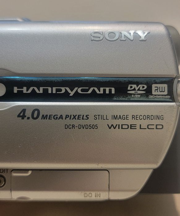 Sony DCR-DVD 505E / Видеокамера Сони