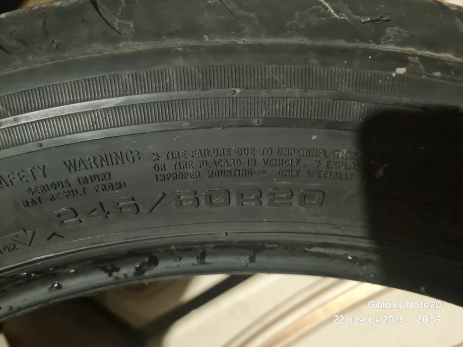Продам шины GOODYAER  летние   r20 245/50
