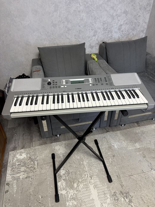 Синтезатор Yamaha YPT-370