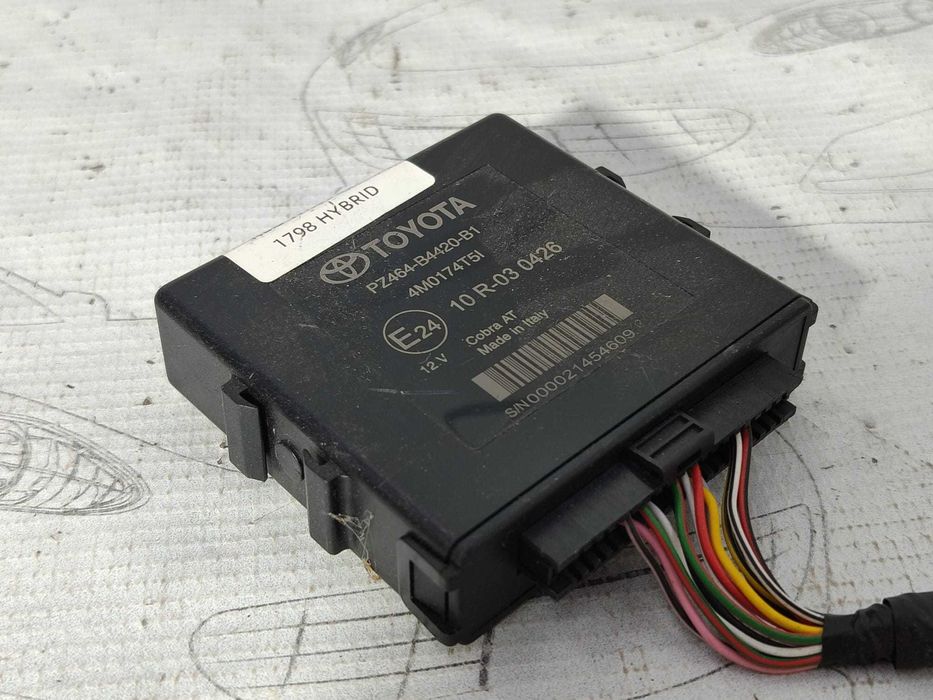 Modul senzori parcare / Unitate PDC Toyota Prius (XW30) COD: PZ464-B4420-B1 2015 / [2009-2015] / (5G3)
