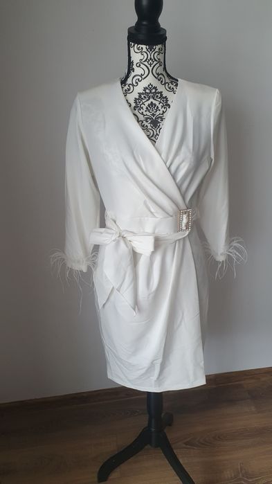 Rochie alba de eveniment marimea 40