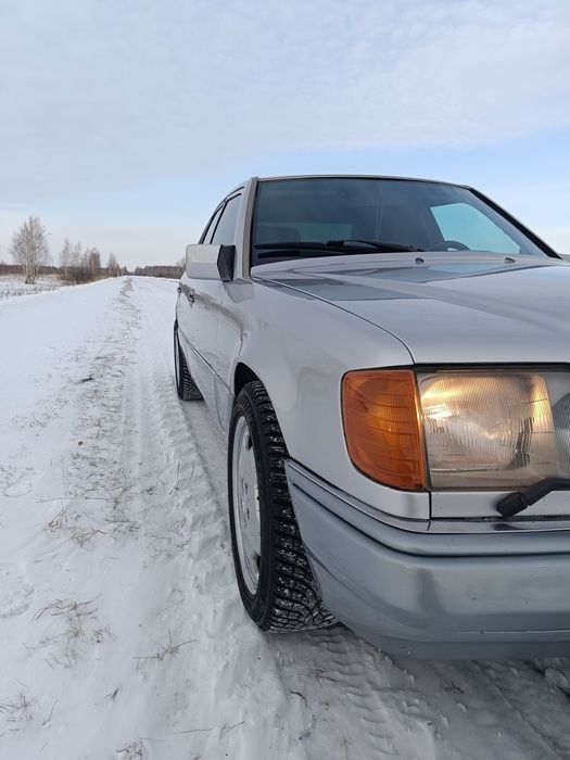 Продам Мерседес Е 220