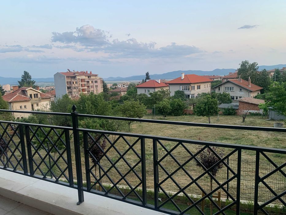 Продава се Двустаен апартамент в Карлово - 67 кв.м за 1453 €/кв.м - Снимка #8