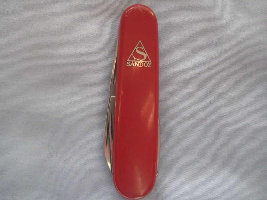 Продавам джобно ножче Victorinox