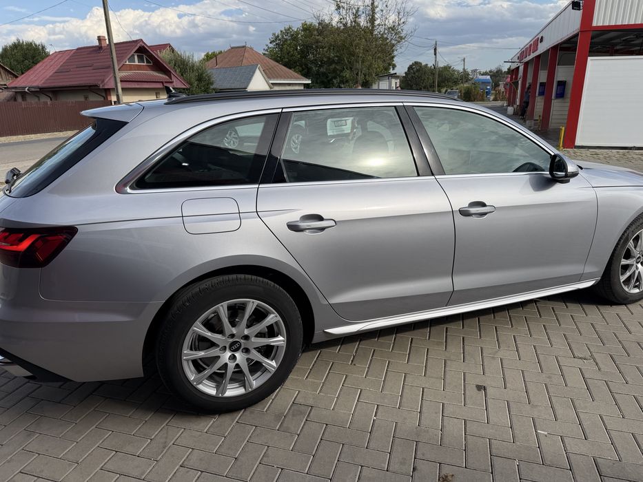 Audi A4 2023 2.0 TDI Automat / / Matrix / / Camera