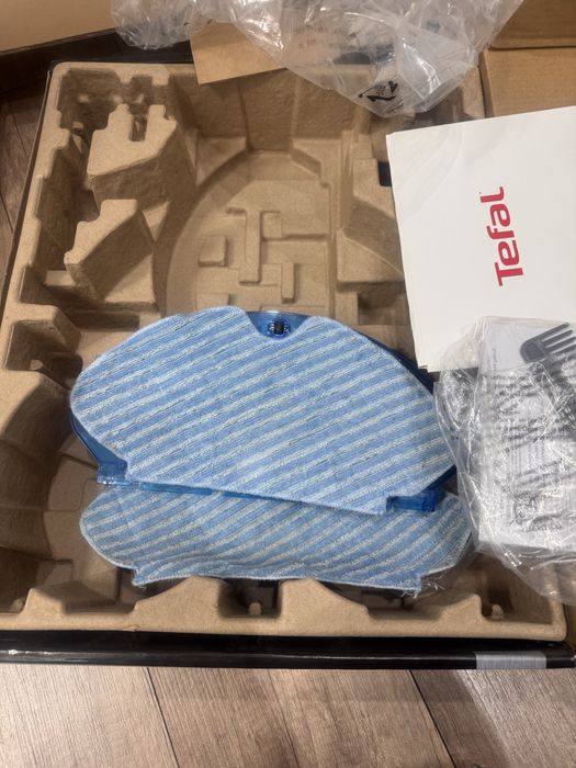 Робот пылесос Tefal Explorer 60