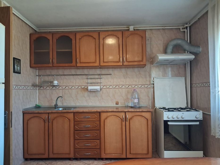 De închiriat: Apartament 2 camere spațios (63 mp) | Vedere Parcul Sebastian | Etaj 6 | Parcare inclusă