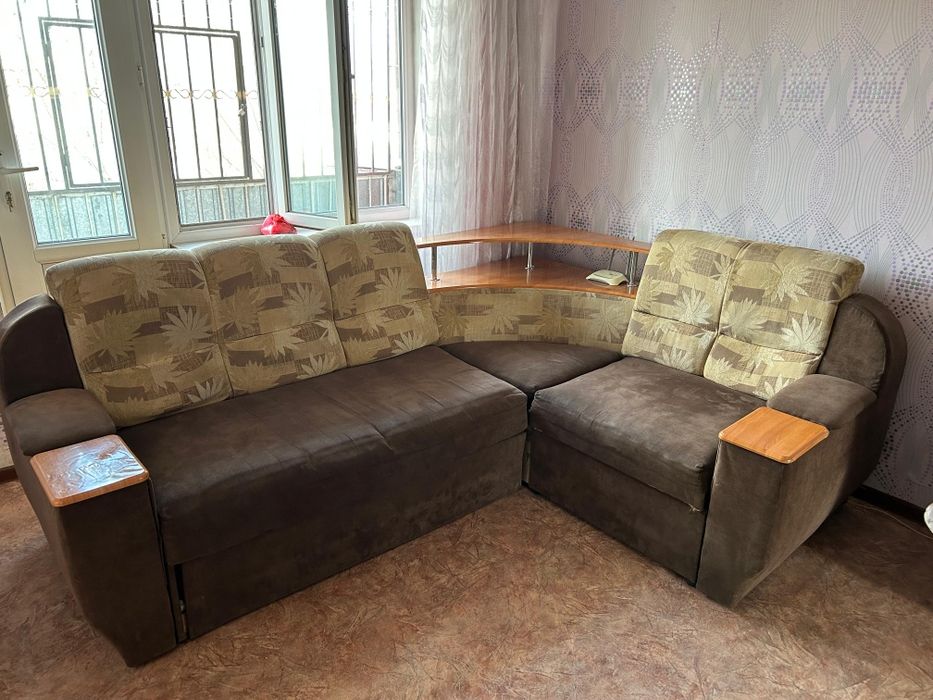 Диван углавой раздвижной