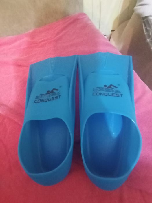 Продаю ласты за 3000