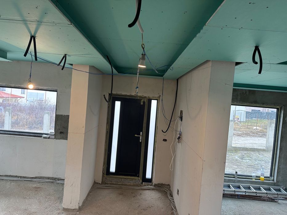 Vila de lux Hlincea , panoramic 360 , strada asfaltata !