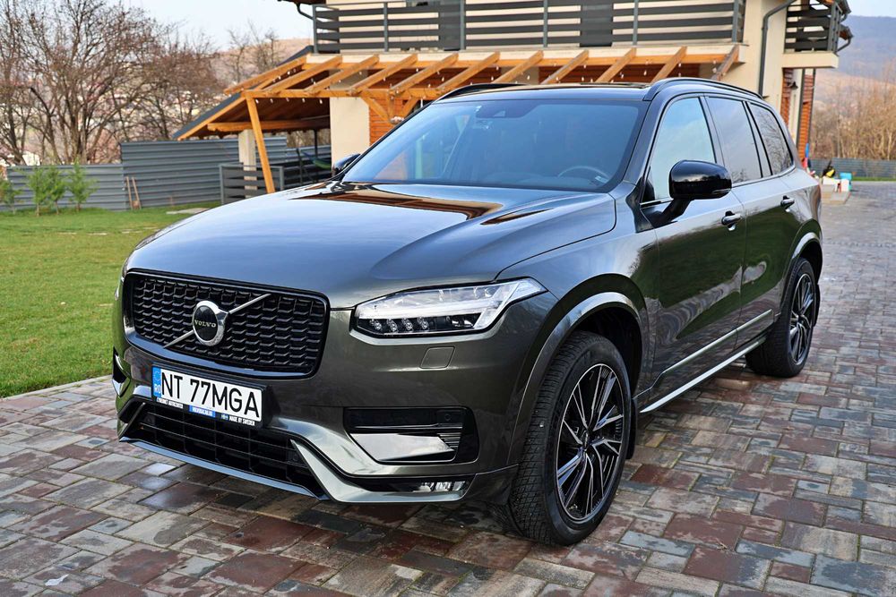 Volvo XC90 B5 MHEV AWD R Design hibrid 7 locuri Harman Kardon