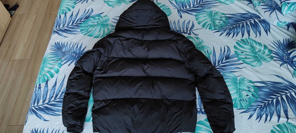 Мъжко зимно яке М с качулка и изкуствен пух