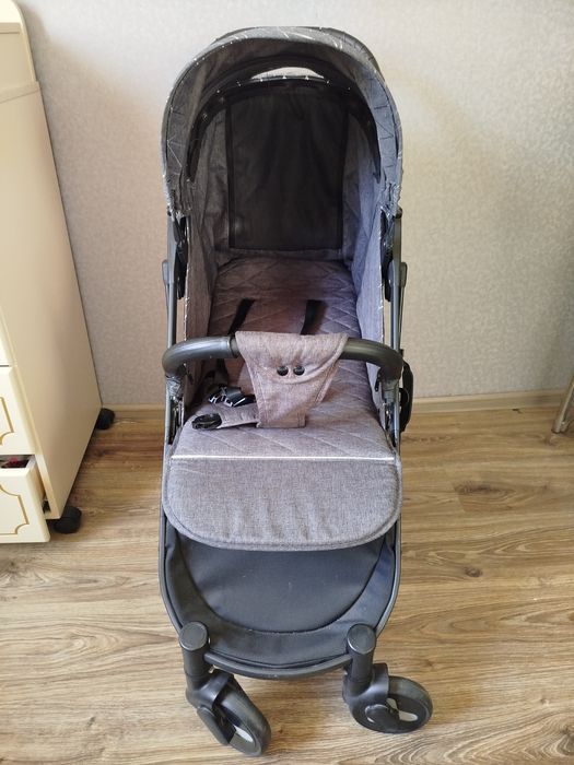 Коляска в отличном состоянии