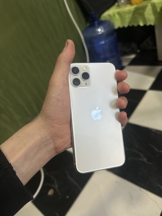 iPhone 11 pro 256