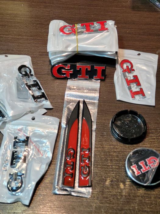 Емблема GTI за Фолксваген Голф Пасат Поло