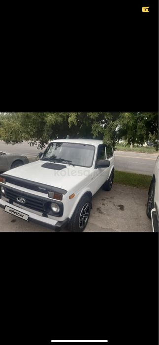 Продается машина нива